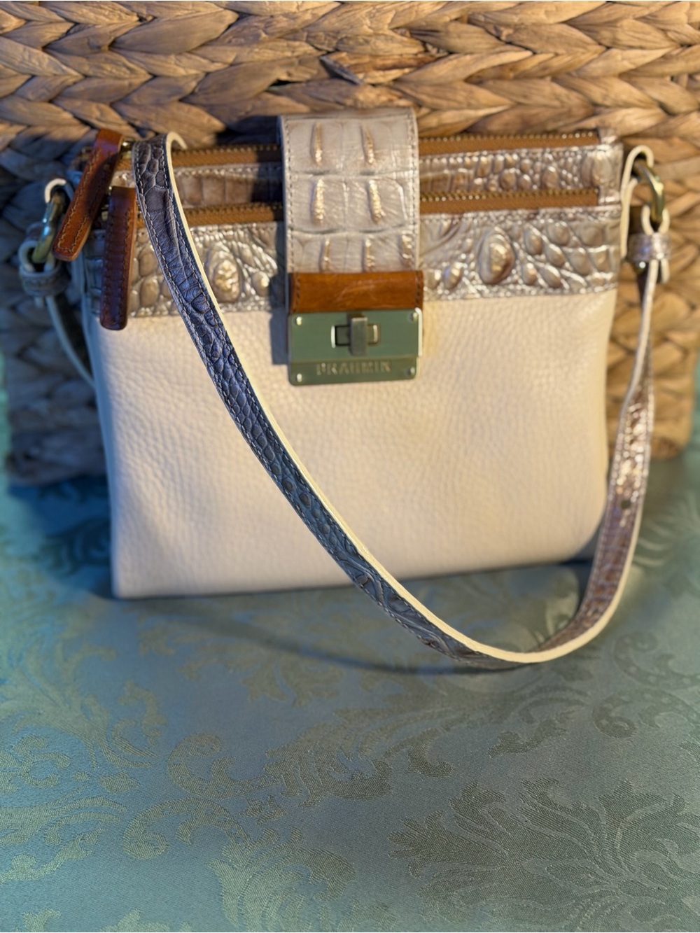 BRAHMIN Vintage Mojito Crossbody Bag Crème Verano Turn-lock Wallet Purse NWT